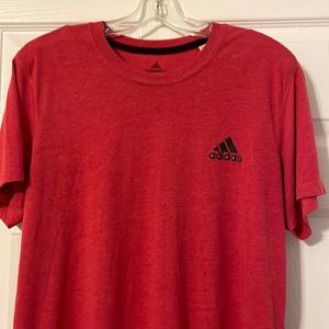Adidas T-shirt size large